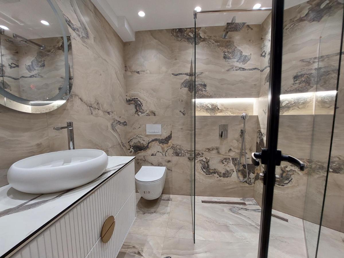 Luxury Apartments Blloku Tirana Zewnętrze zdjęcie